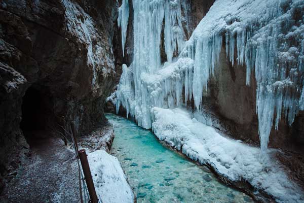 Eiswände im Februar